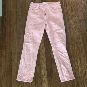 MOTHER Mid Ride Dazzler Ankle
Pink-Play Date Wash